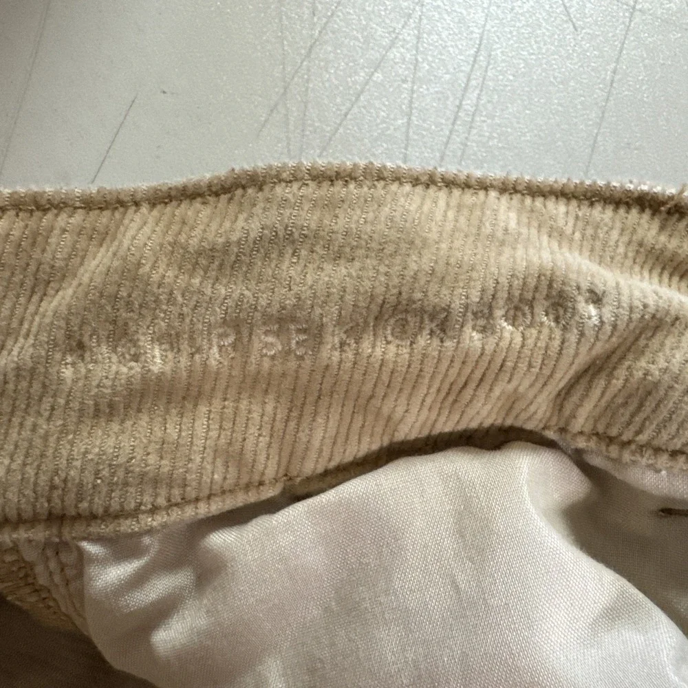 American Eagle High Rise Kick Boot Corduroy Pants Womens Sz 8 Stretch Minimalist